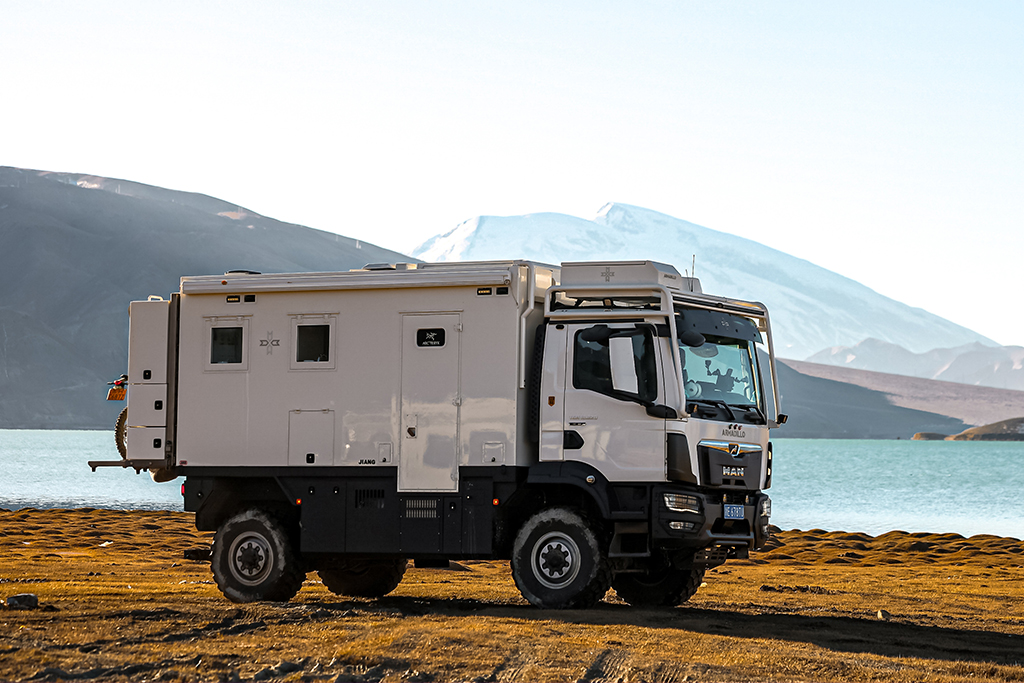  ARMADILLO Challenger C｜Breaking Shackles to Embark on a New Life (一)​